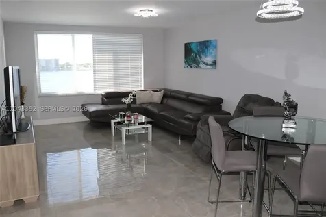 1150 NE 191st Street Miami FL 33179