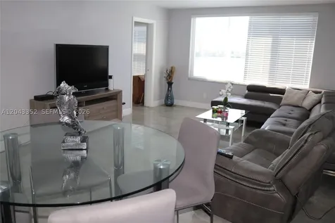 1150 NE 191st Street Miami FL 33179