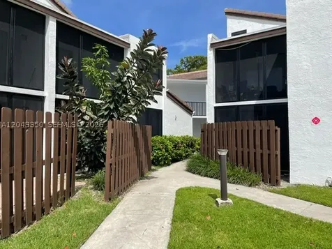 215 Lake Pointe Drive Oakland Park FL 33309