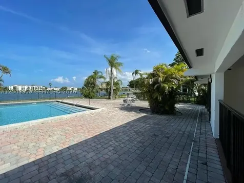 215 Lake Pointe Drive Oakland Park FL 33309