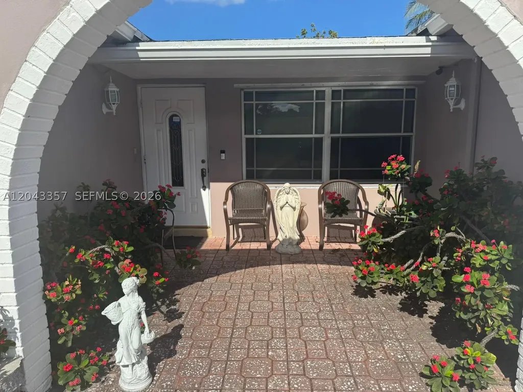 9451 NW 20th Place Sunrise FL 33322