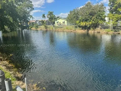 9451 NW 20th Place Sunrise FL 33322