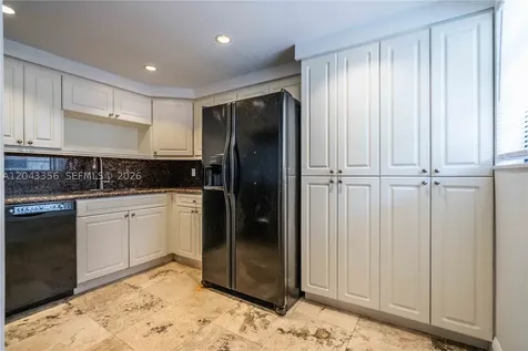 3265 Virginia Street Miami FL 33133