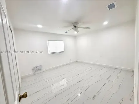 313 NW 16 Place Cape Coral FL 33993