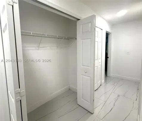 313 NW 16 Place Cape Coral FL 33993