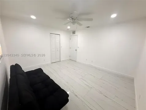 313 NW 16 Place Cape Coral FL 33993