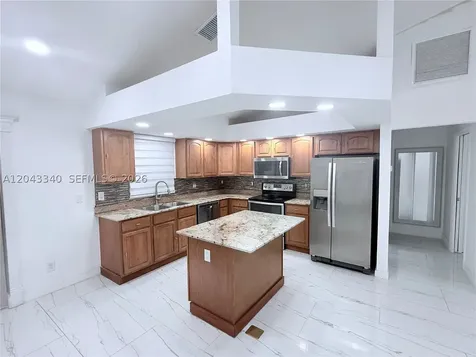 313 NW 16 Place Cape Coral FL 33993