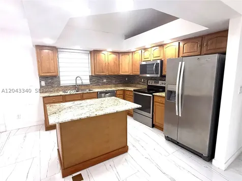 313 NW 16 Place Cape Coral FL 33993