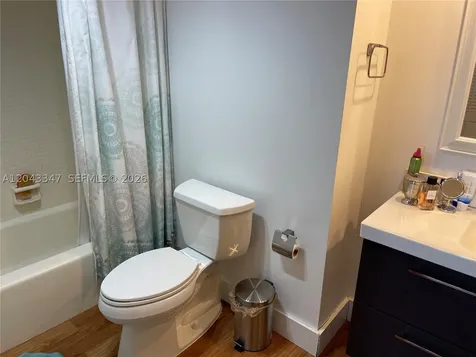 500 Bayview Drive Sunny Isles Beach FL 33160
