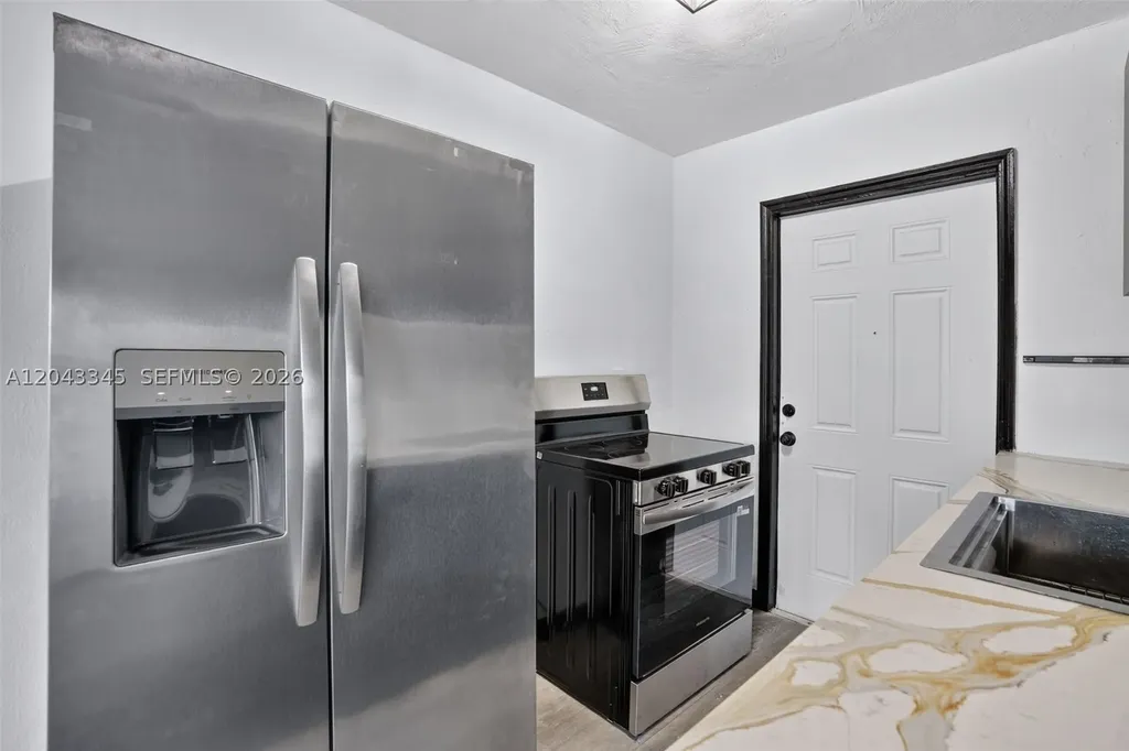 636 NW 14th Terrace Fort Lauderdale FL 33311