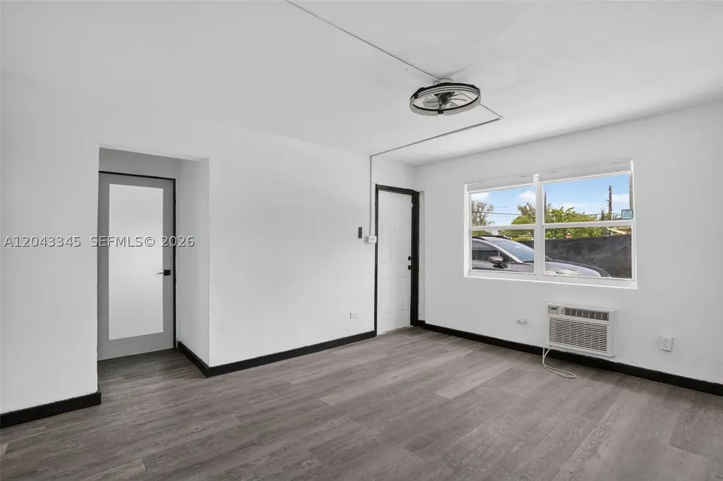 636 NW 14th Terrace Fort Lauderdale FL 33311
