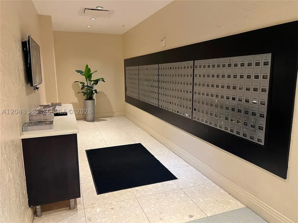 3801 S Ocean Drive Hollywood FL 33019