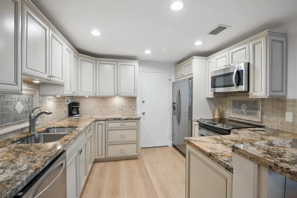 3505 S Ocean Drive Hollywood FL 33019