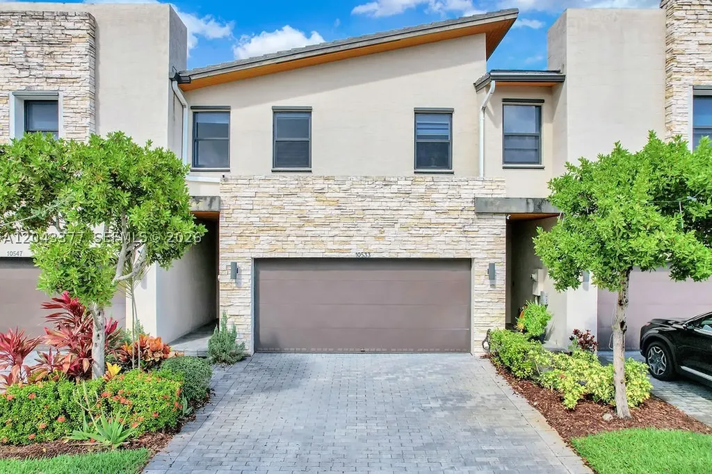 10533 NW 81st Street Doral FL 33178