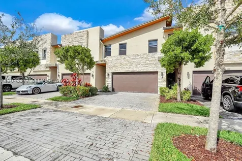 10533 NW 81st Street Doral FL 33178