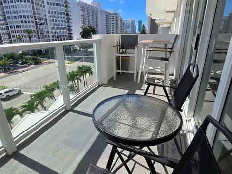 5601 Collins Avenue Miami Beach FL 33140