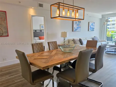 5601 Collins Avenue Miami Beach FL 33140