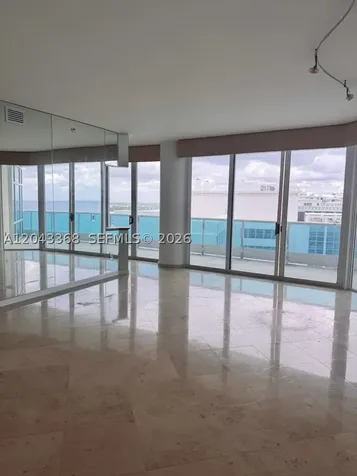5025 Collins Avenue Miami Beach FL 33140