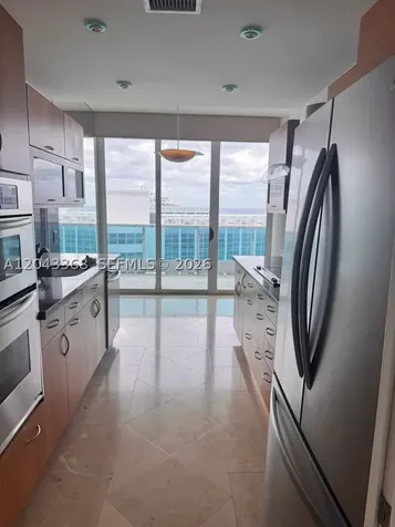 5025 Collins Avenue Miami Beach FL 33140