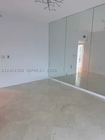 5025 Collins Avenue Miami Beach FL 33140