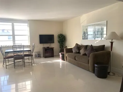 100 Lincoln Road Miami Beach FL 33139