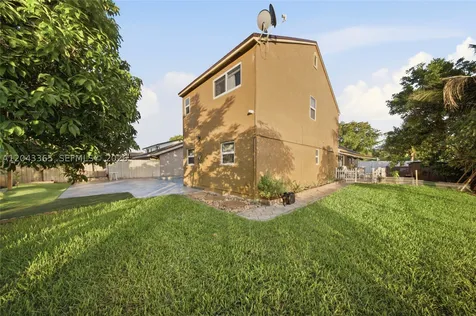 7919 NW 50th Street Lauderhill FL 33351