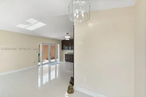 910 SW 140th Avenue Miami FL 33184