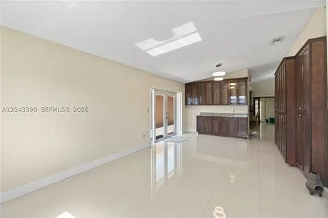 910 SW 140th Avenue Miami FL 33184