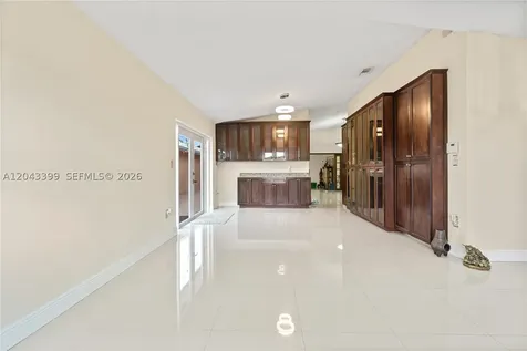 910 SW 140th Avenue Miami FL 33184
