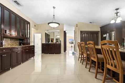 910 SW 140th Avenue Miami FL 33184