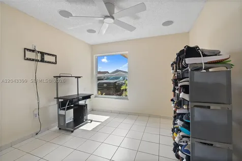910 SW 140th Avenue Miami FL 33184