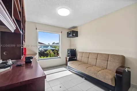 910 SW 140th Avenue Miami FL 33184