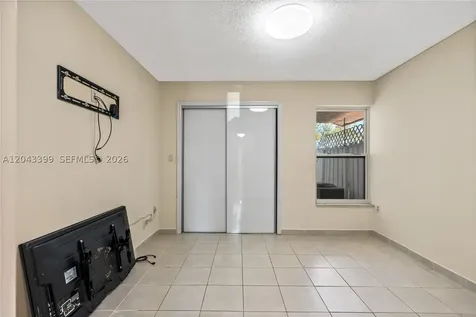910 SW 140th Avenue Miami FL 33184