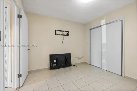910 SW 140th Avenue Miami FL 33184