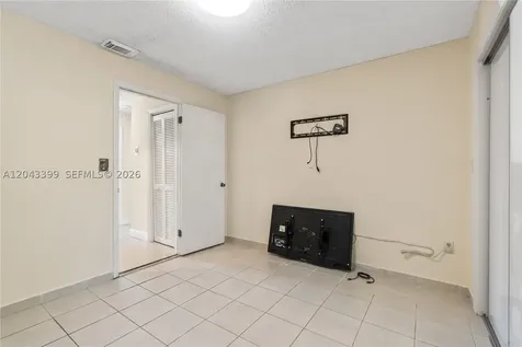 910 SW 140th Avenue Miami FL 33184