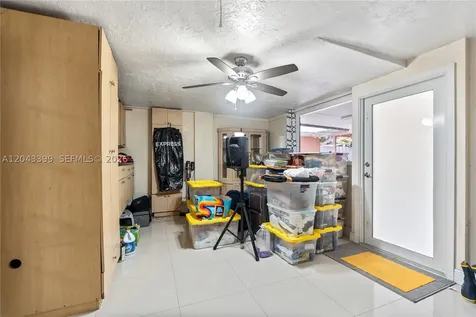 910 SW 140th Avenue Miami FL 33184