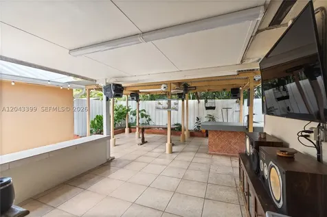 910 SW 140th Avenue Miami FL 33184