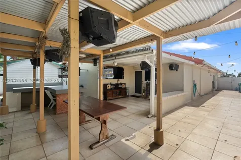 910 SW 140th Avenue Miami FL 33184