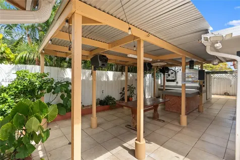 910 SW 140th Avenue Miami FL 33184