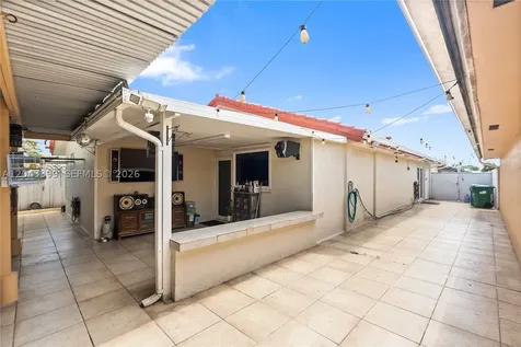 910 SW 140th Avenue Miami FL 33184