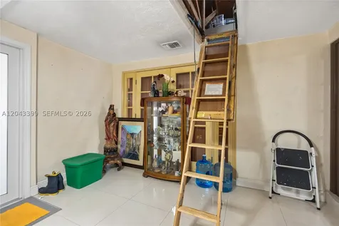 910 SW 140th Avenue Miami FL 33184