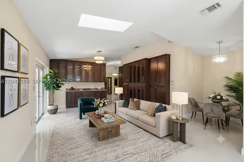 910 SW 140th Avenue Miami FL 33184