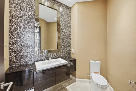 1585 Victoria Isle Way Weston FL 33327