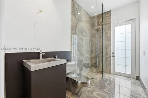 1585 Victoria Isle Way Weston FL 33327