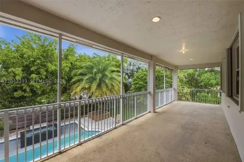 1585 Victoria Isle Way Weston FL 33327