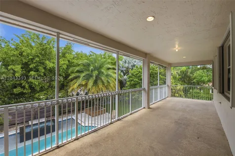 1585 Victoria Isle Way Weston FL 33327