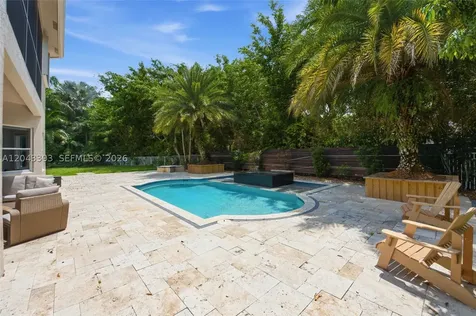 1585 Victoria Isle Way Weston FL 33327