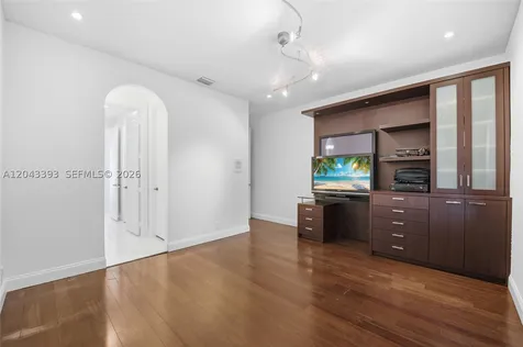 1585 Victoria Isle Way Weston FL 33327