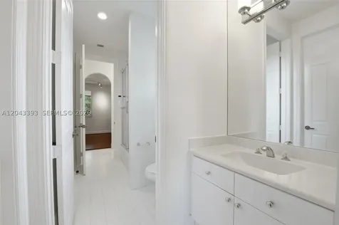 1585 Victoria Isle Way Weston FL 33327