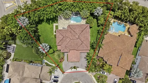 1585 Victoria Isle Way Weston FL 33327